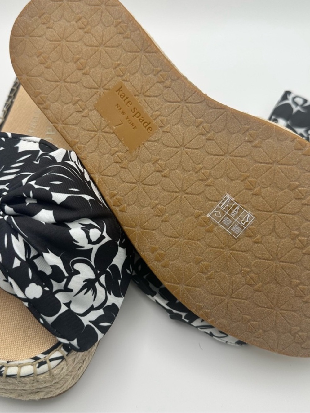 kate spade Black & White Floral Knot Espadrille Slides with Jute Platform - Picture 4 of 5